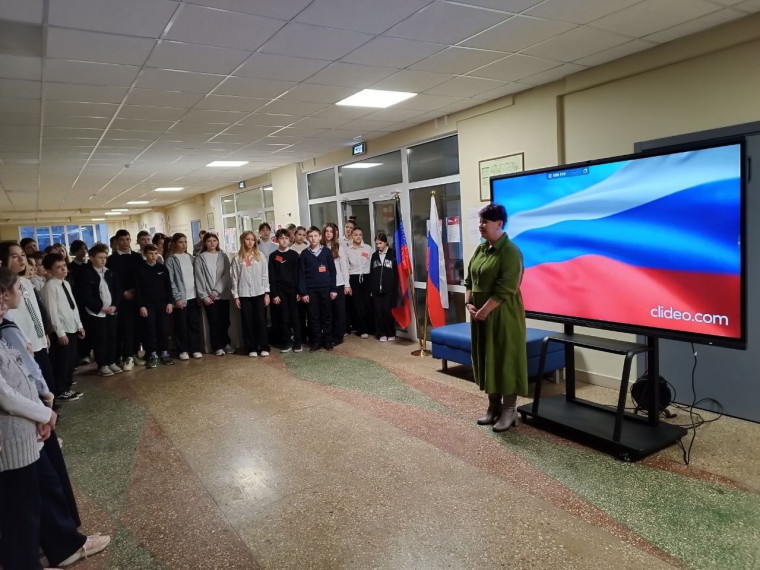 Слава Защитникам Отечества.