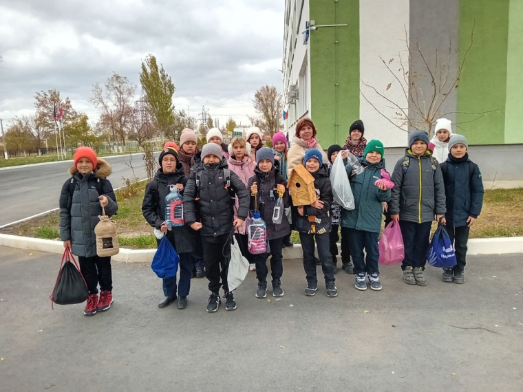 Синичкин день продолжается.